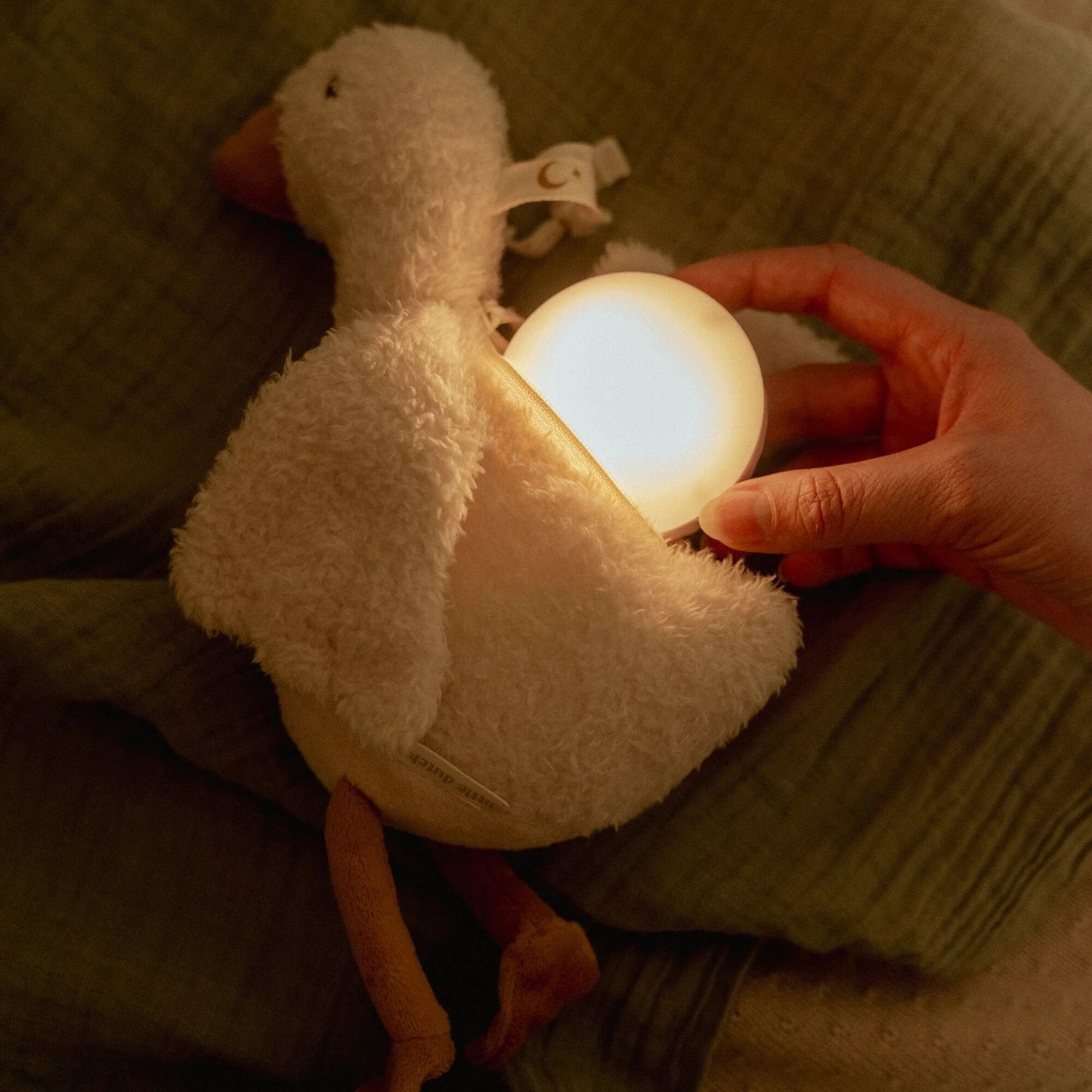 Little Dutch Kuschel Gans mit Nachtlicht - Licht & Ton - Little Dutch - Detail