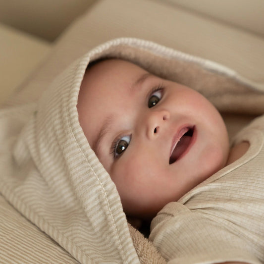 Badetuch Beige 75 x 75 Newborn Naturals Baby Bunny Anwendung