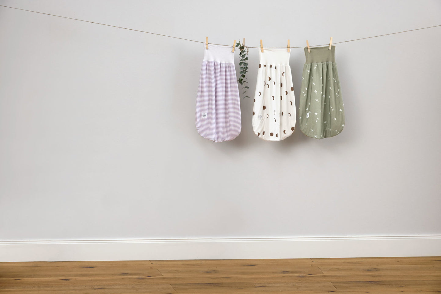 Lässig Baby Strampelsack 0,5 TOG Gestreift, Lila Milky Verpackung