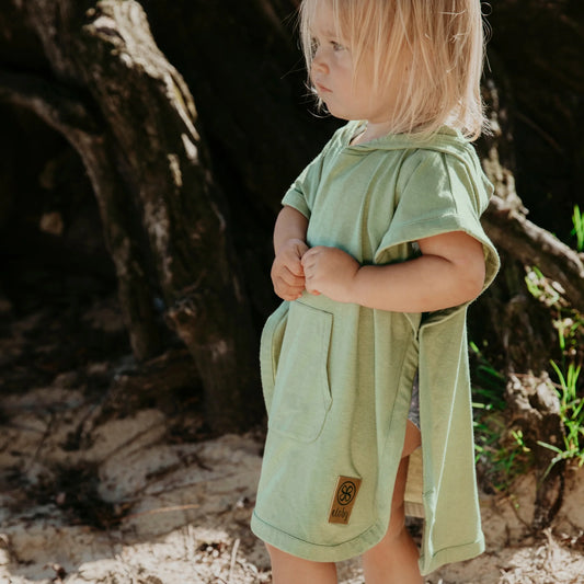 Cloby UV-Poncho in Olive Green Detailansicht