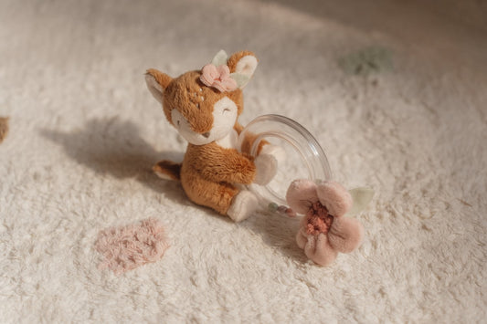 Little Dutch rosa Ringrassel Hirsch Fairy Garden Detailansicht