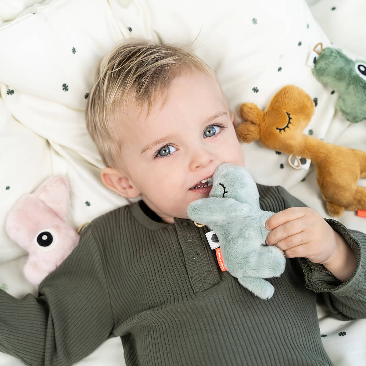 done by deer Rassel Elphee blau - die kleine Elefanten Rassel 4313052 – Lifestyle