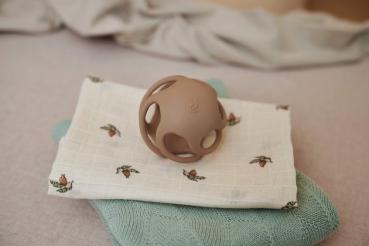 Jollein Ball aus Silikon - sensorischer Baby Spielball Biscuit