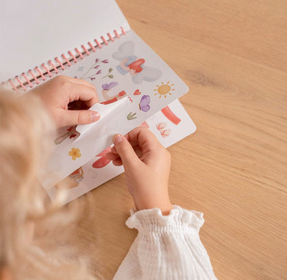 Anzieh und Stickerbuch Rosa & Friends Detail 6
