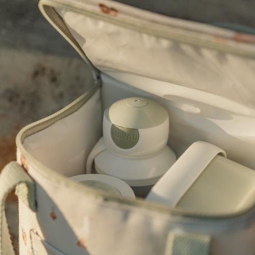 Mittagessenset Pop up Trinkflasche und Lunchbox Grün Little Farm Anwendung