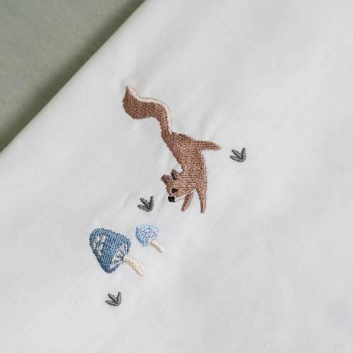 Bettlaken Weiß Forest Friends Detail 3