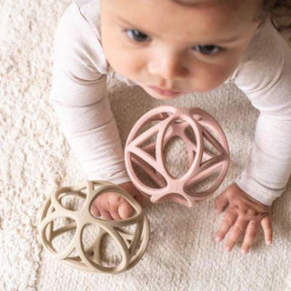 Little Dutch sensorischer Greifball Beige