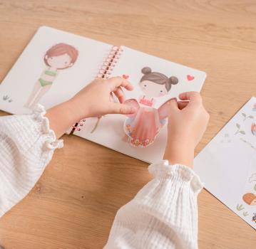 Little Dutch Stickerbuch Dress Me Up - Rosa & Friends - Zieh Mich An Buch