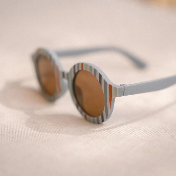 Kinder Sonnenbrille Rund Streifen Anwendung