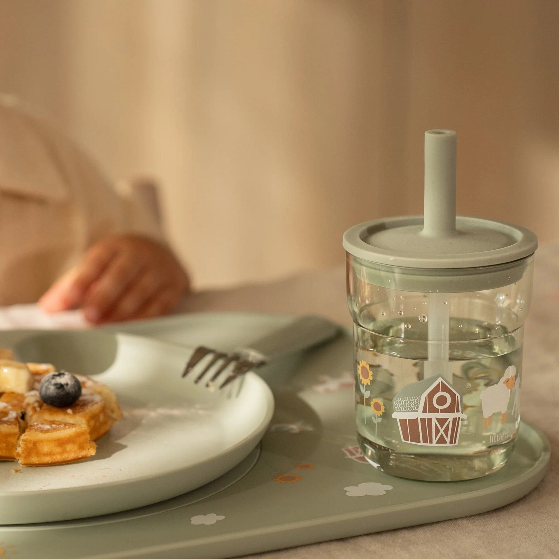 Kinderglas 250 ml Mit Strohhalm Little Farm Detail 3