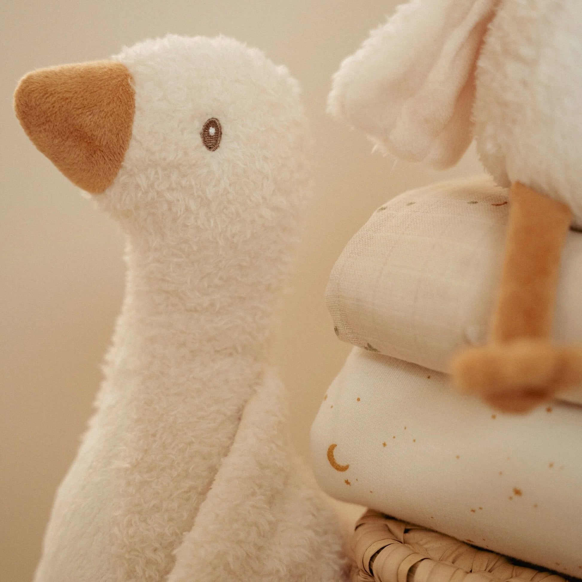 Little Dutch Kuschelgans 25 cm Weiß - Kleine Gans Little Goose - Little Dutch - Lifestyle