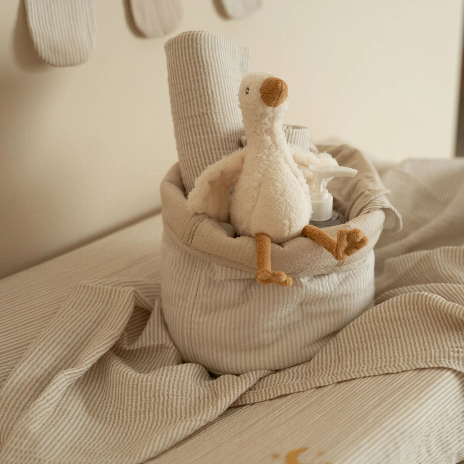Warenkorb klein Beige Essentials Anwendung