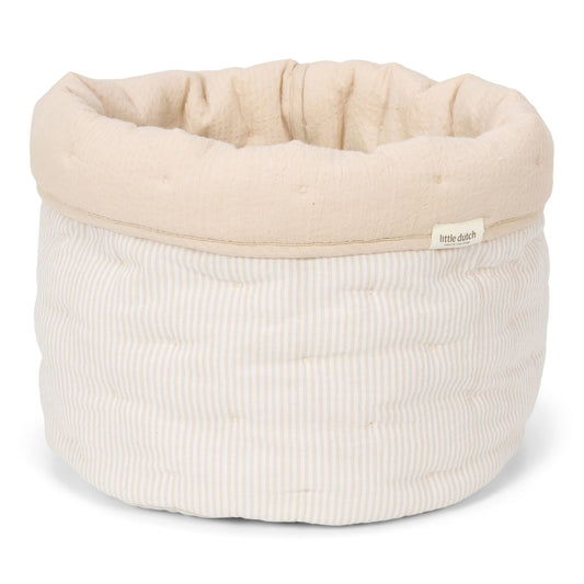 Kleiner Warenkorb Beige Essentials Studio Aufnahme