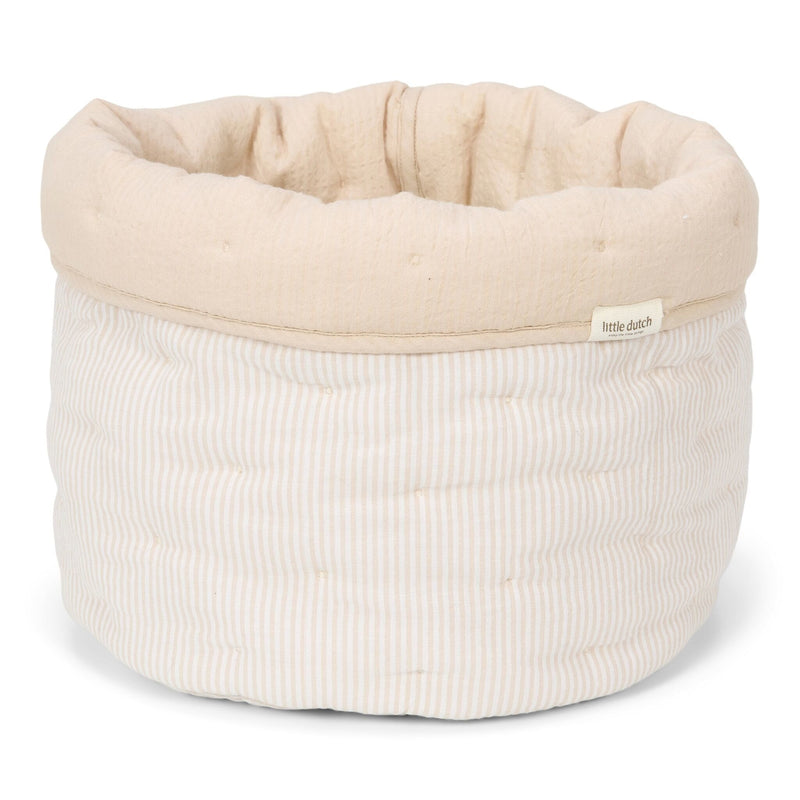 Kleiner Warenkorb Beige Essentials Studio Aufnahme