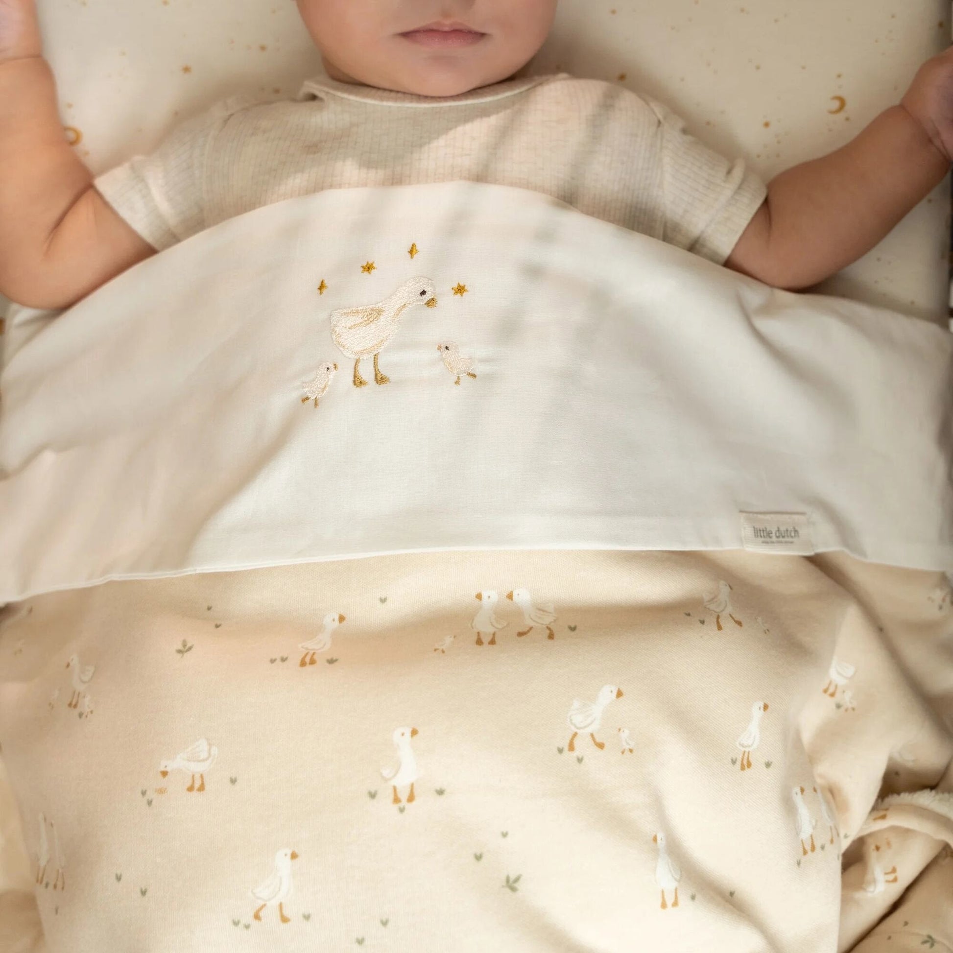 Babybettdecke Beige Newborn Naturals Kleine Gans Anwendung