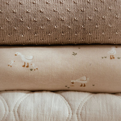 Wiege Decke Weiß Essentials Detail 5