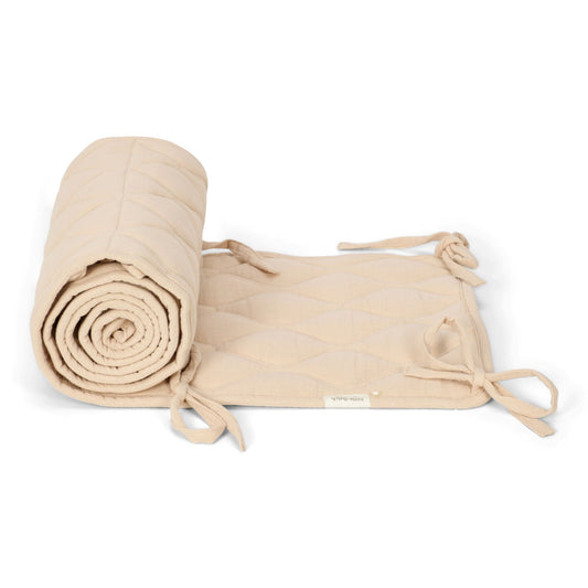 Boxumrandung Beige Essentials Studio Aufnahme