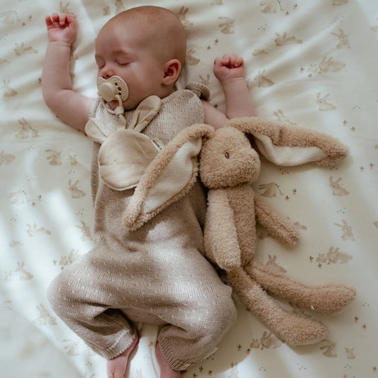 Schnullertuch Beige Newborn Naturals Baby Bunny Anwendung