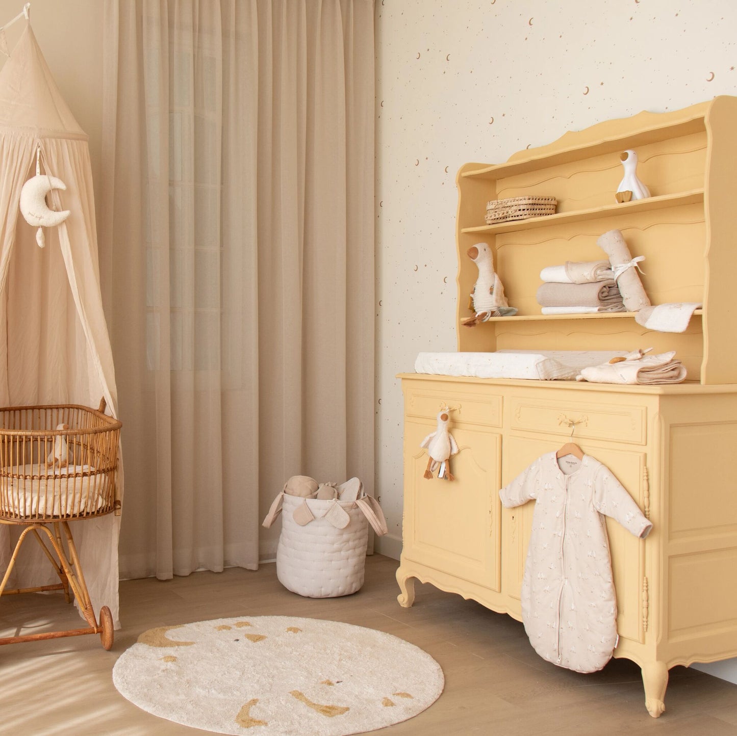 Wickelauflagenbezug Weiß Newborn Naturals Mond & Sterne Detail 4