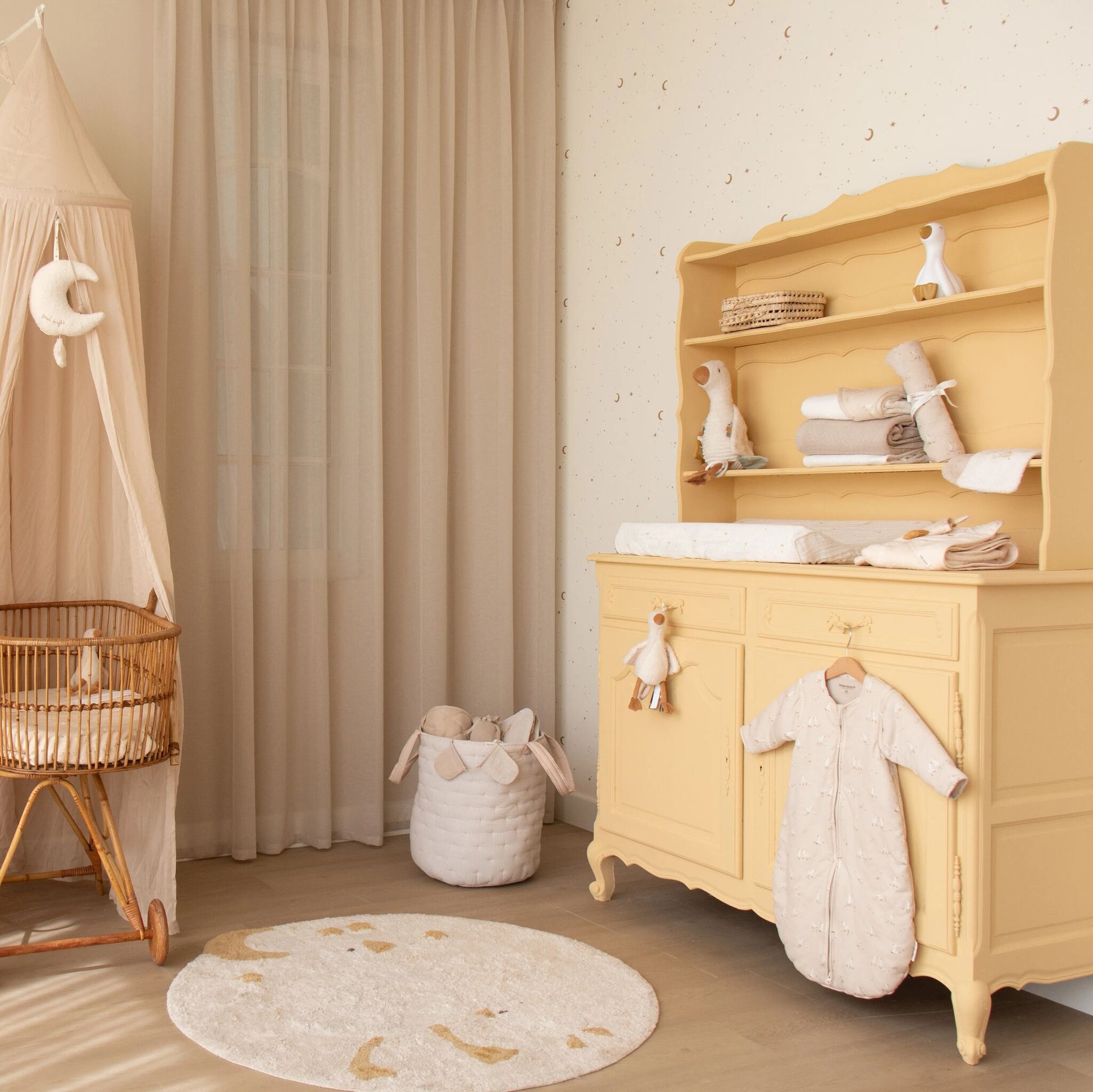 Wickelauflagenbezug Weiß Newborn Naturals Mond & Sterne Detail 4