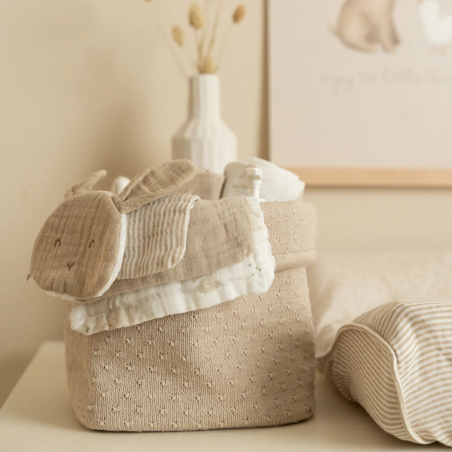 Kleiner Aufbewahrungskorb Beige Essentials Anwendung