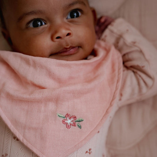 2er Pack Bandana Lätzchen Rosa Essentials Anwendung