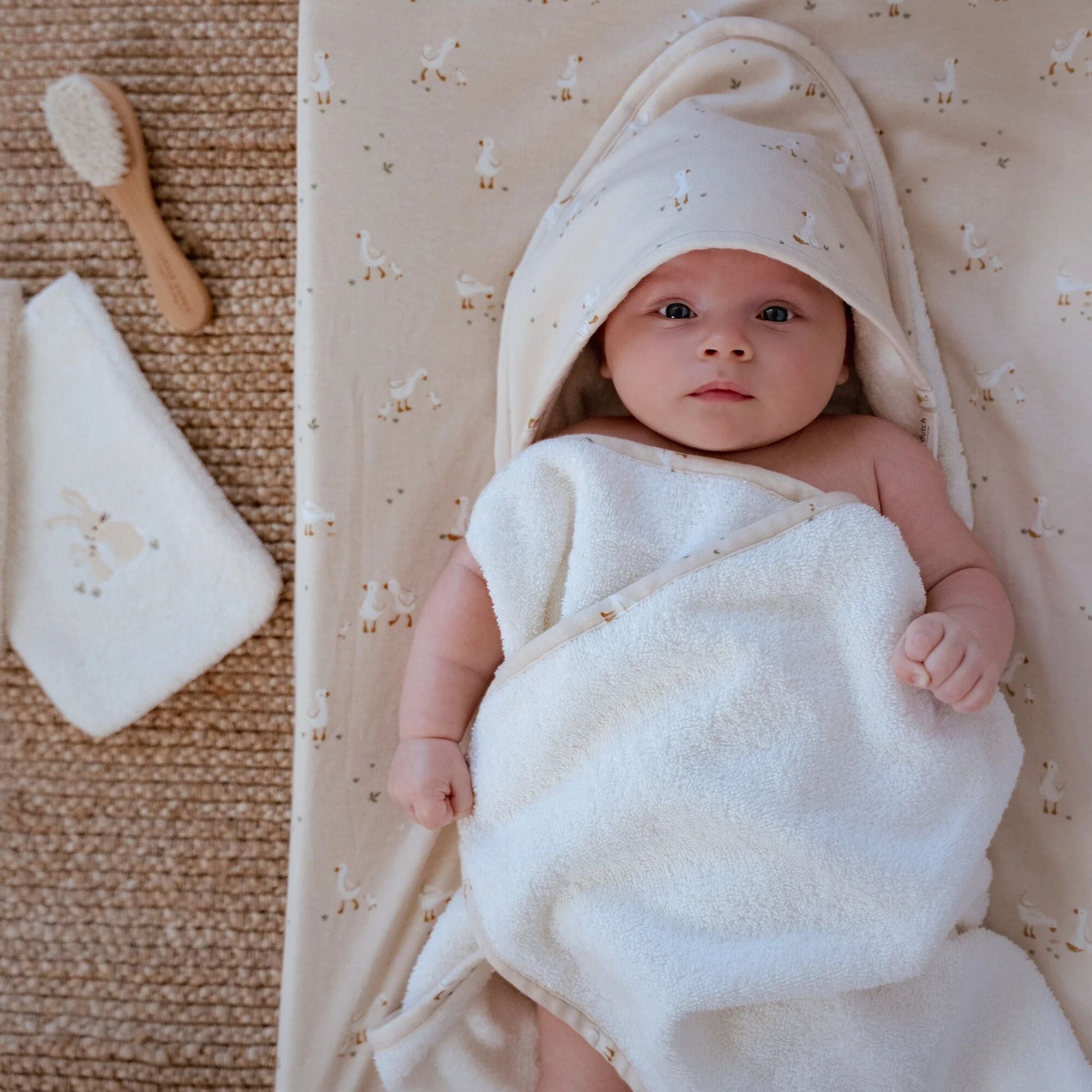Badetuch Weiß 75 x 75 Newborn Naturals Kleine Gans Detail 8