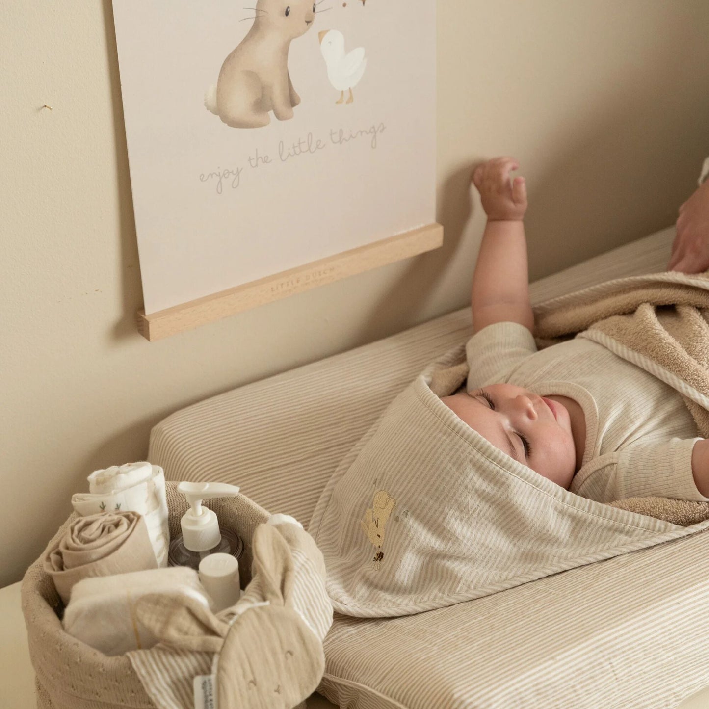 Badetuch Beige 75 x 75 Newborn Naturals Baby Bunny Detail 4