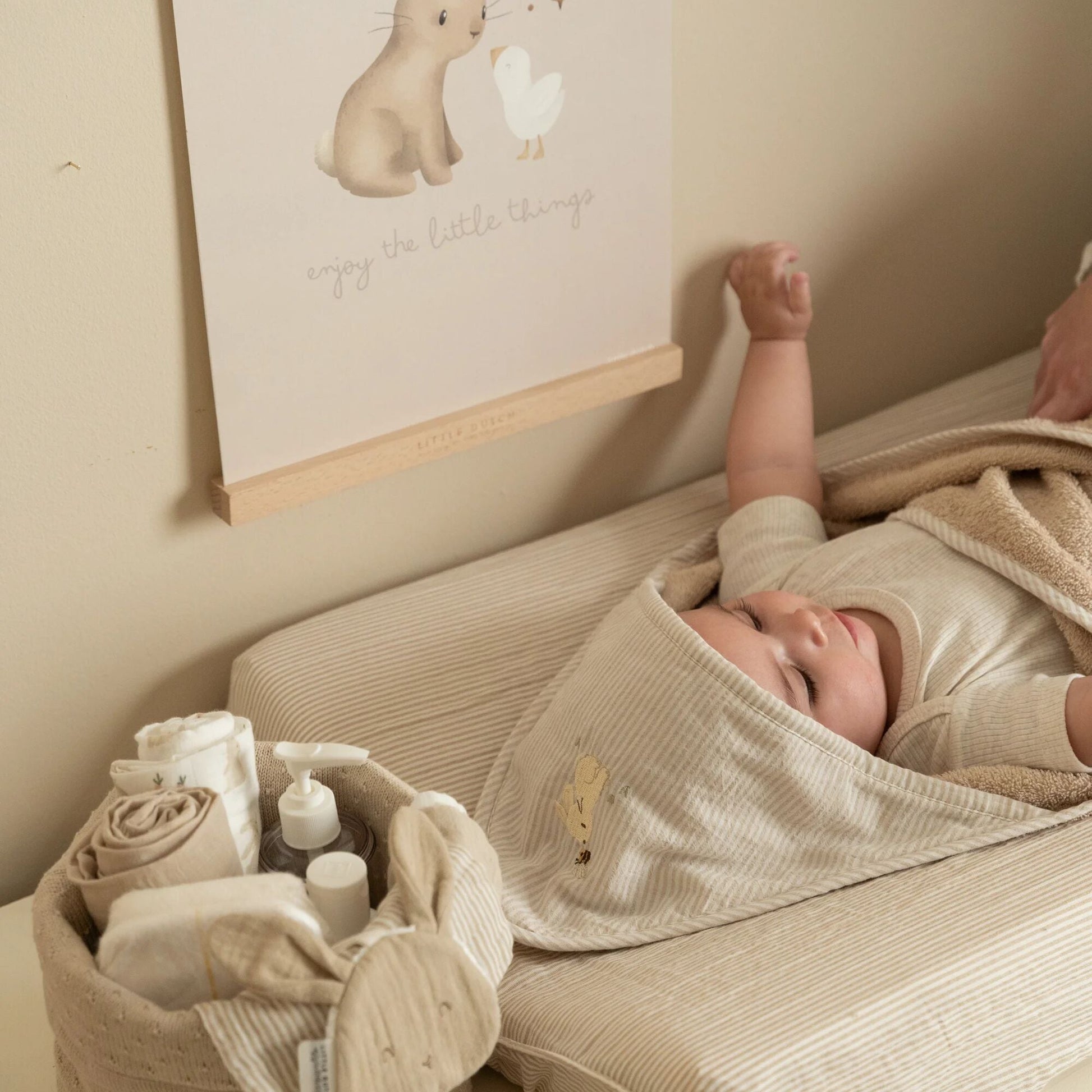 Badetuch Beige 75 x 75 Newborn Naturals Baby Bunny Detail 4
