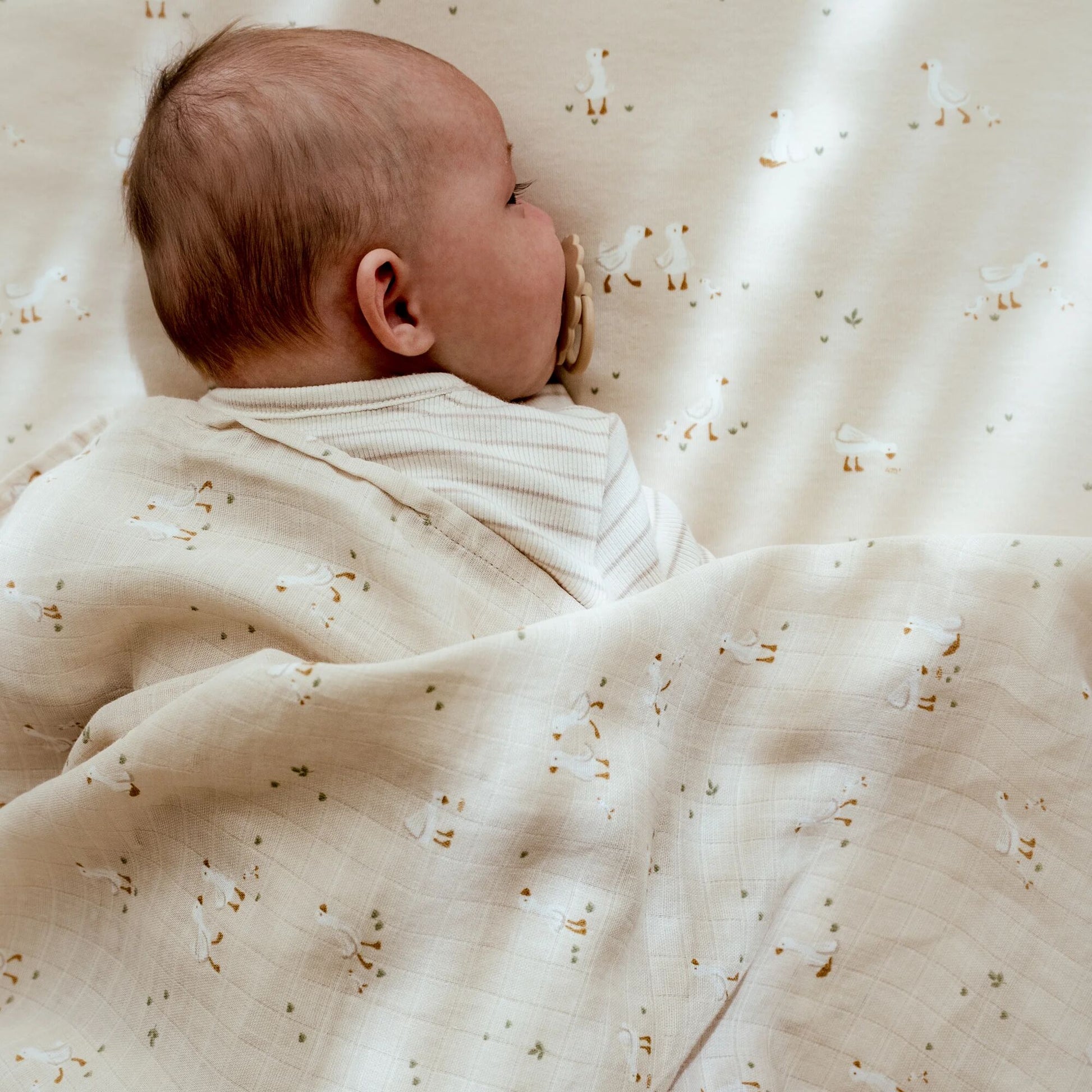 Wickeltuch Beige 120 cm Newborn Naturals Kleine Gans Detail 7