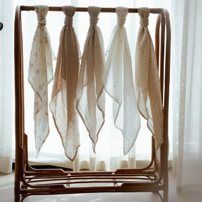 Wickeltuch Beige 120 cm Newborn Naturals Kleine Gans Detail 8