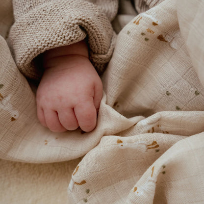 Little Dutch Wickeltuch Beige 120 cm Newborn Naturals Kleine Gans Seitenansicht