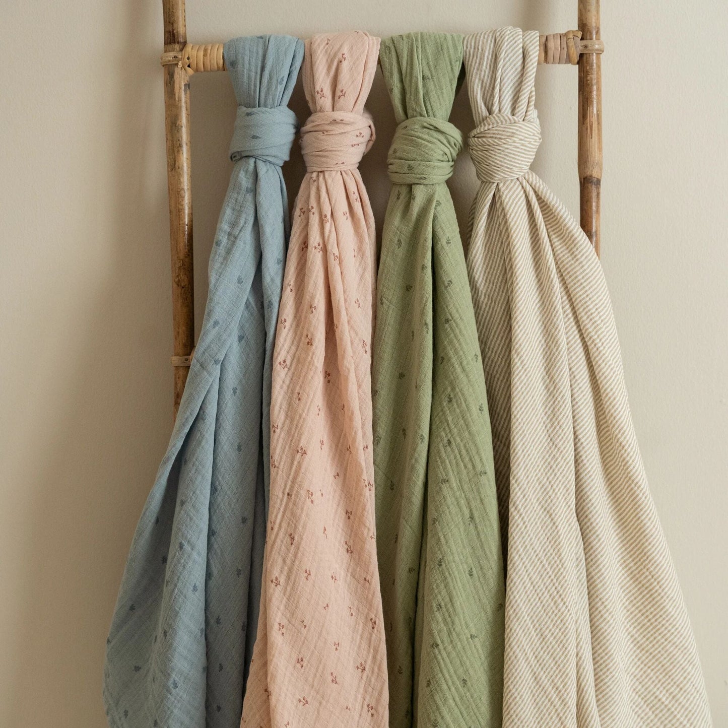 Swaddle Beige 120 cm Essentials Detail 6