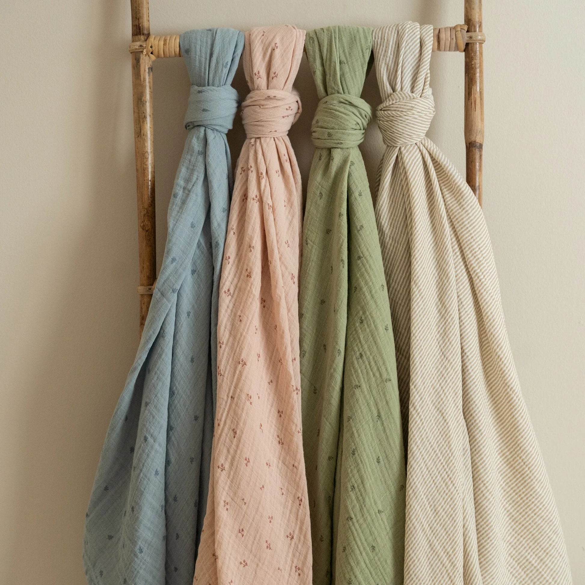 Swaddle Beige 120 cm Essentials Detail 6