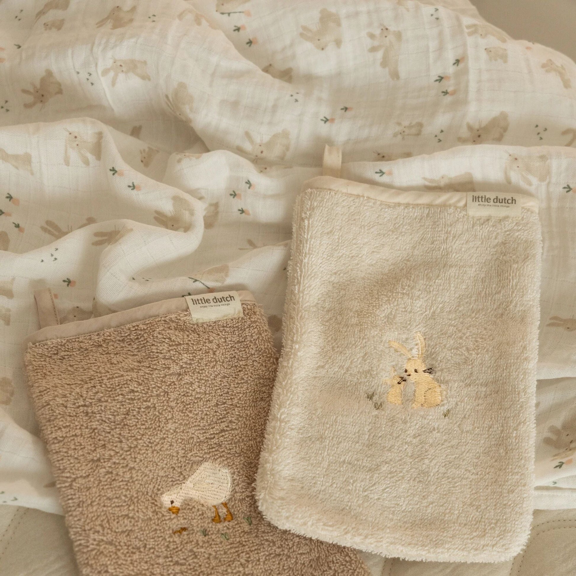 Swaddle Weiß 120 cm Newborn Naturals Baby Bunny Detail 7