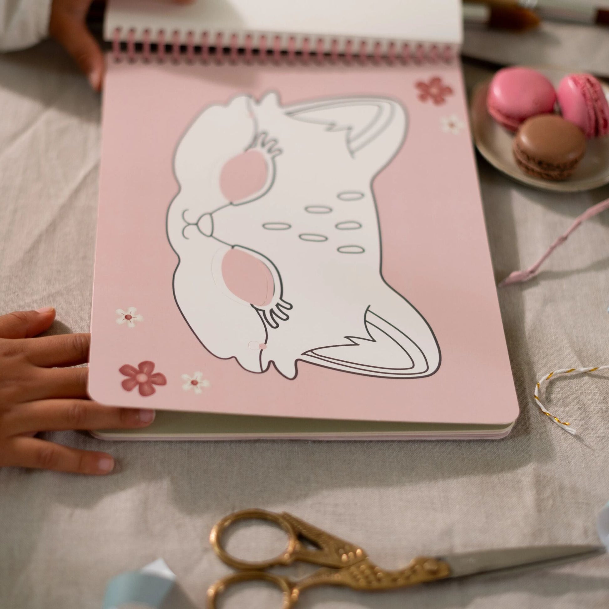 Little Dutch Scrapbook Rosa Masken mit Schere - Lifestyle