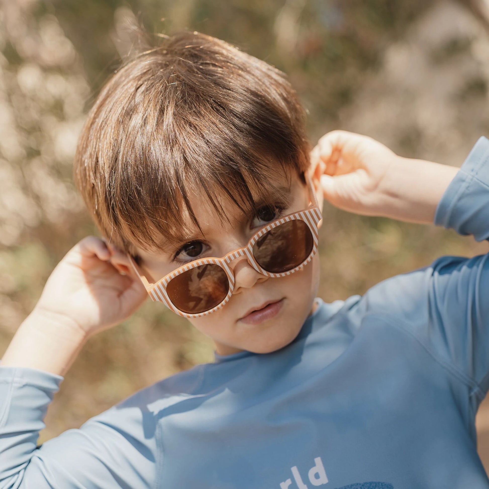Sonnenbrille Braun Streifen Detail 6