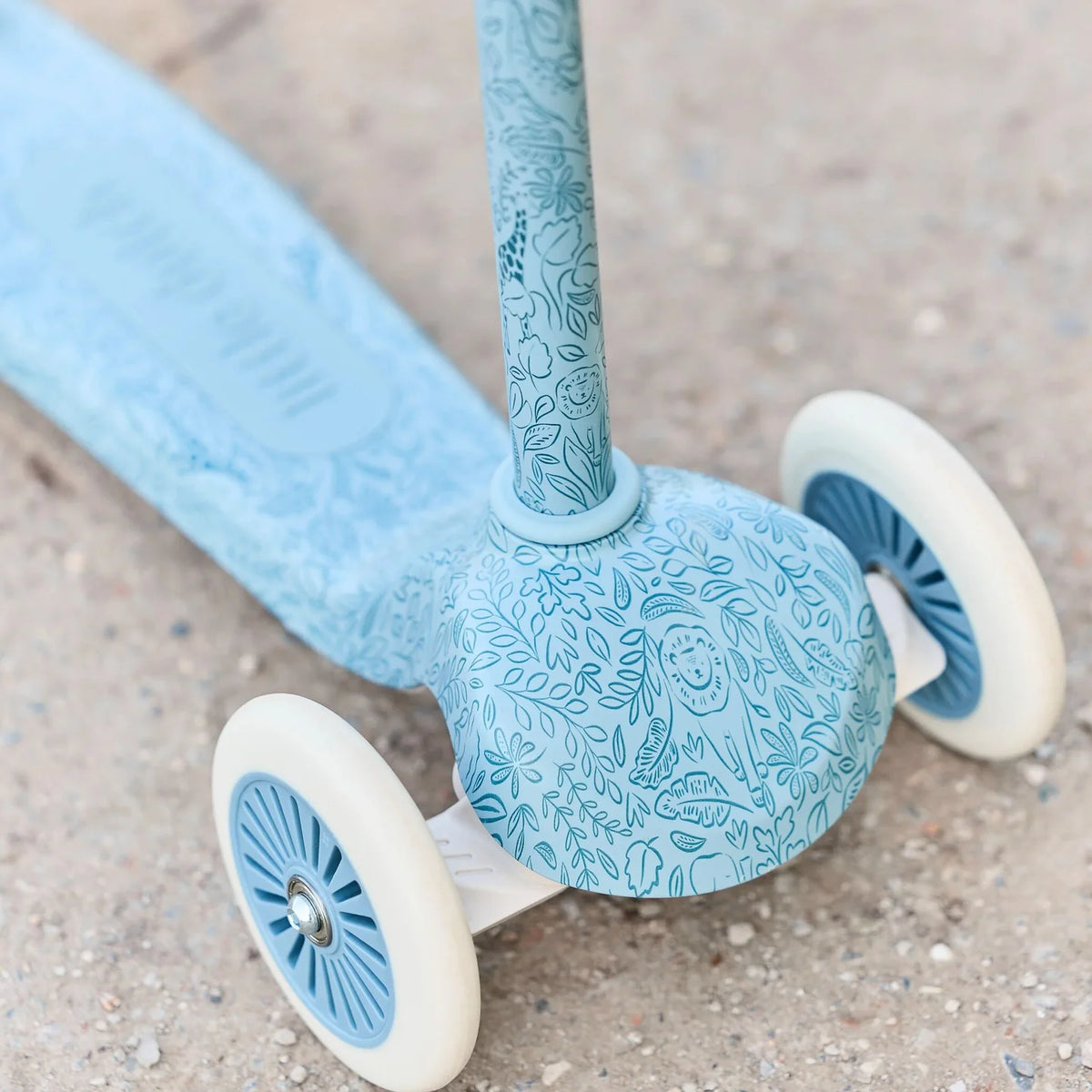 Little Dutch Roller Blau Bundle: Roller & Helm