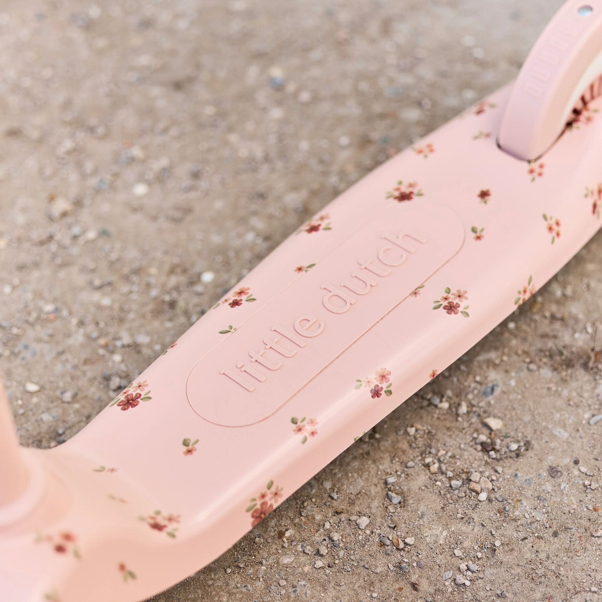 Little Dutch Roller Pink Aufsicht Trittbrett und Lenker