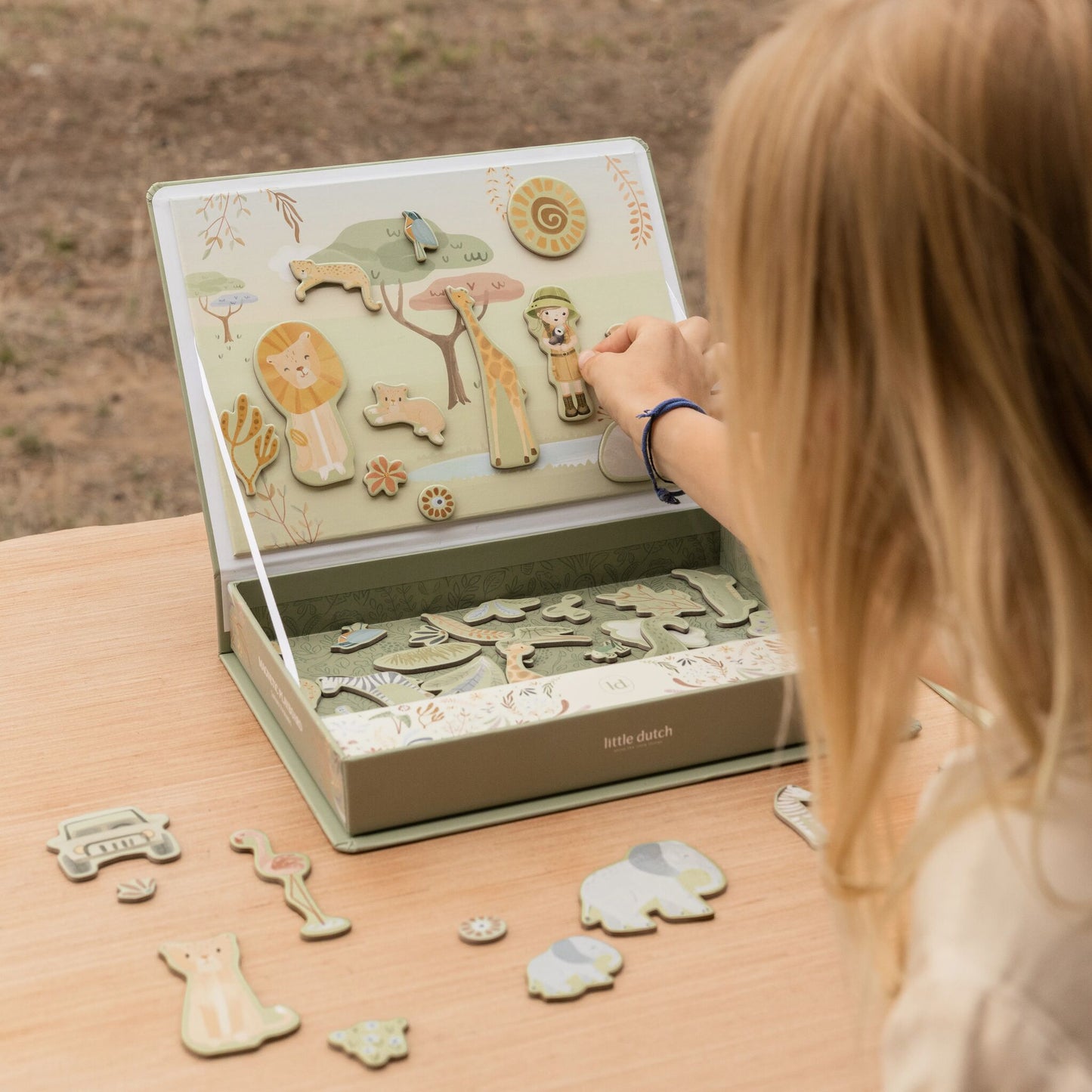 Little Dutch Magnetisches Spielbrett Safaritiere – Bild 2