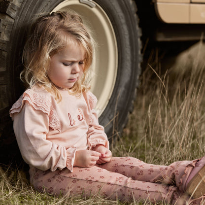 Pullover Rosa mit Rüschen Little Dutch Lifestyle