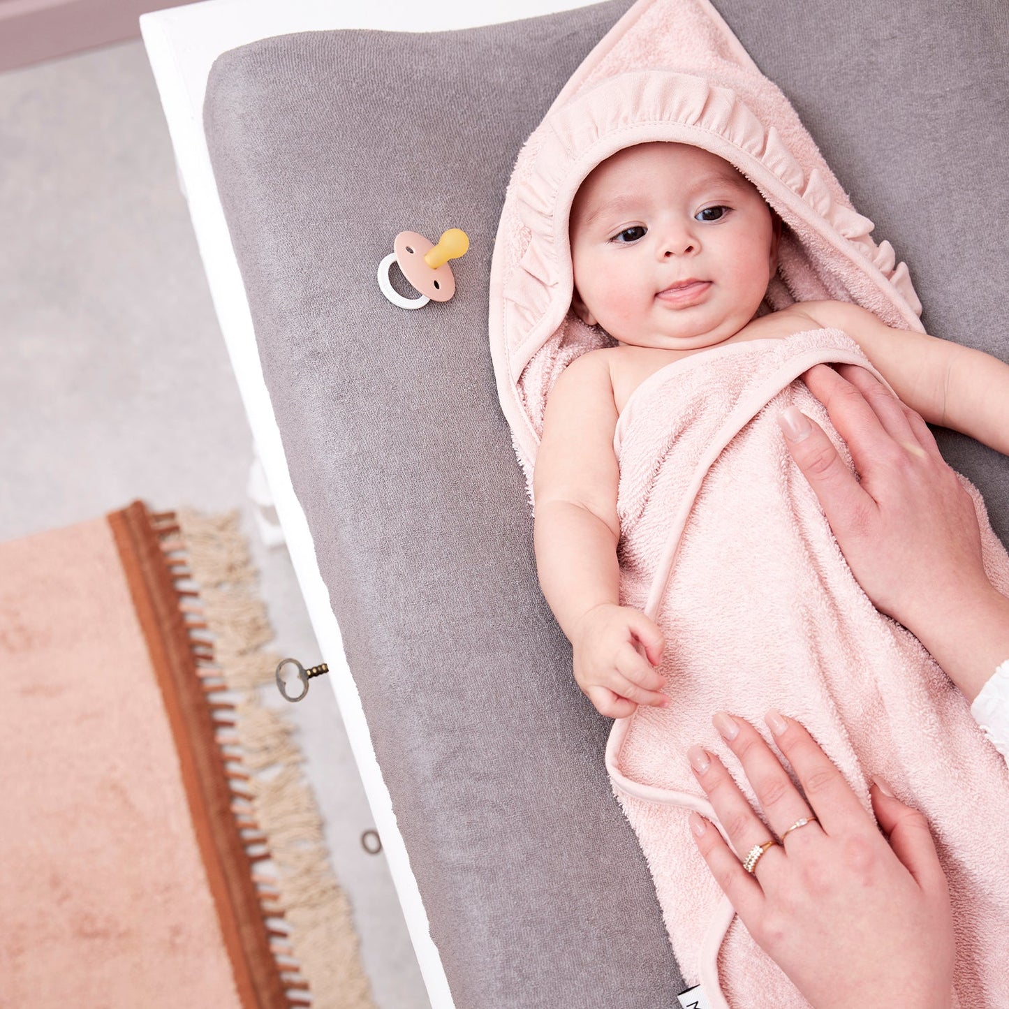 Meyco Kapuzentuch frottee Ruffle Soft Pink
