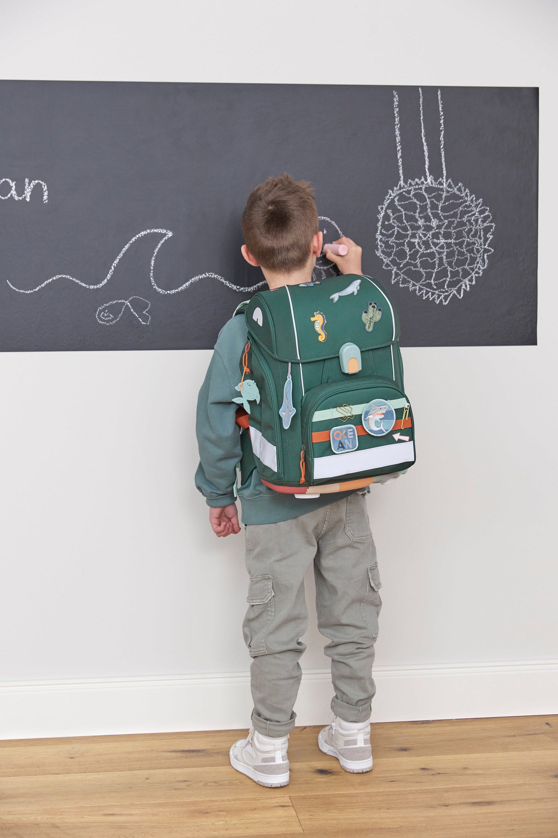 Lässig Anhänger & Patches Schul Set Unique, Shark (Ocean Edition) Seitenansicht