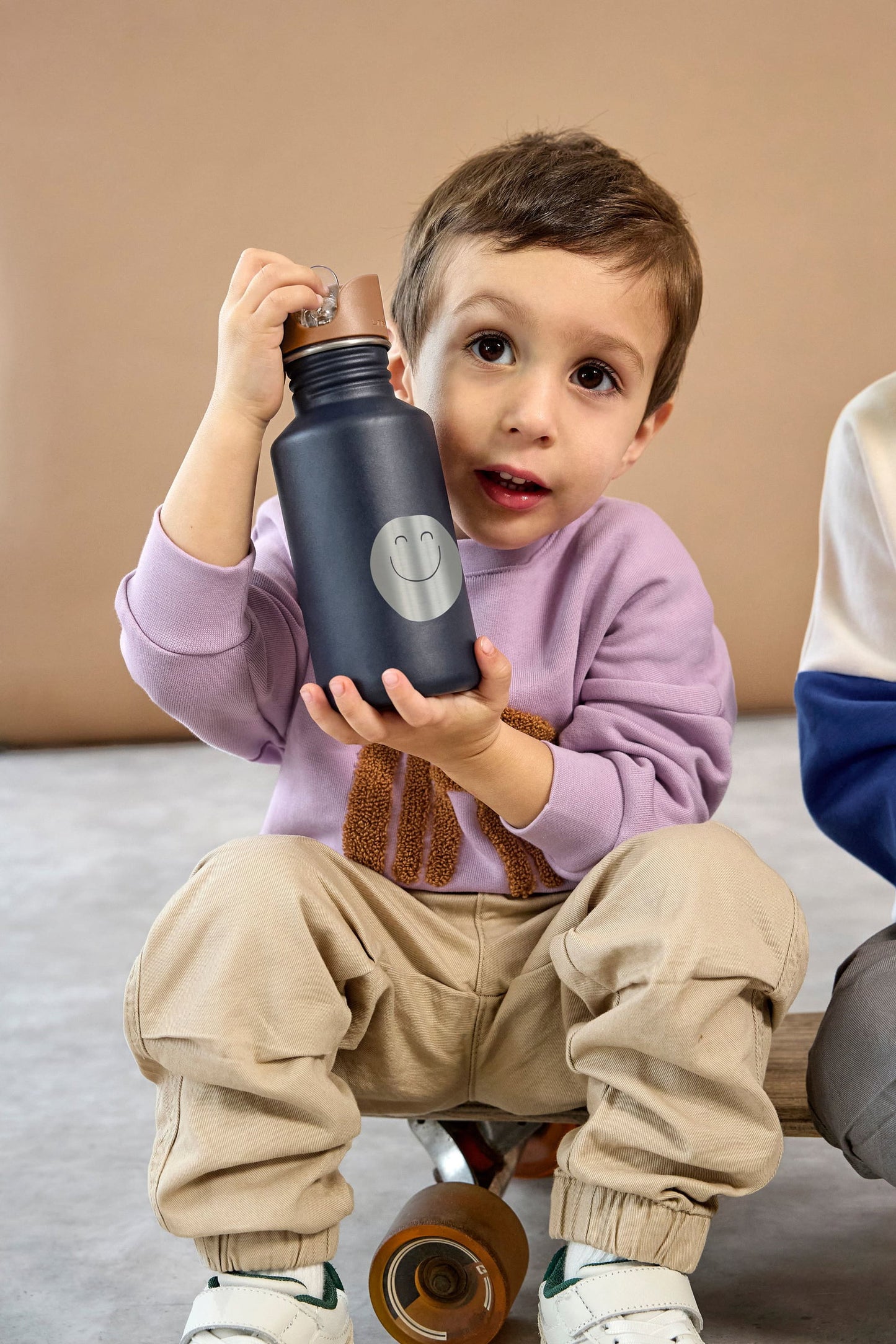 Lässig Edelstahl Kinder Trinkflasche 500 ml Little Gang, Smile, Blau Seitenansicht