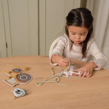 Little Dutch Schnürkarten Little Farm