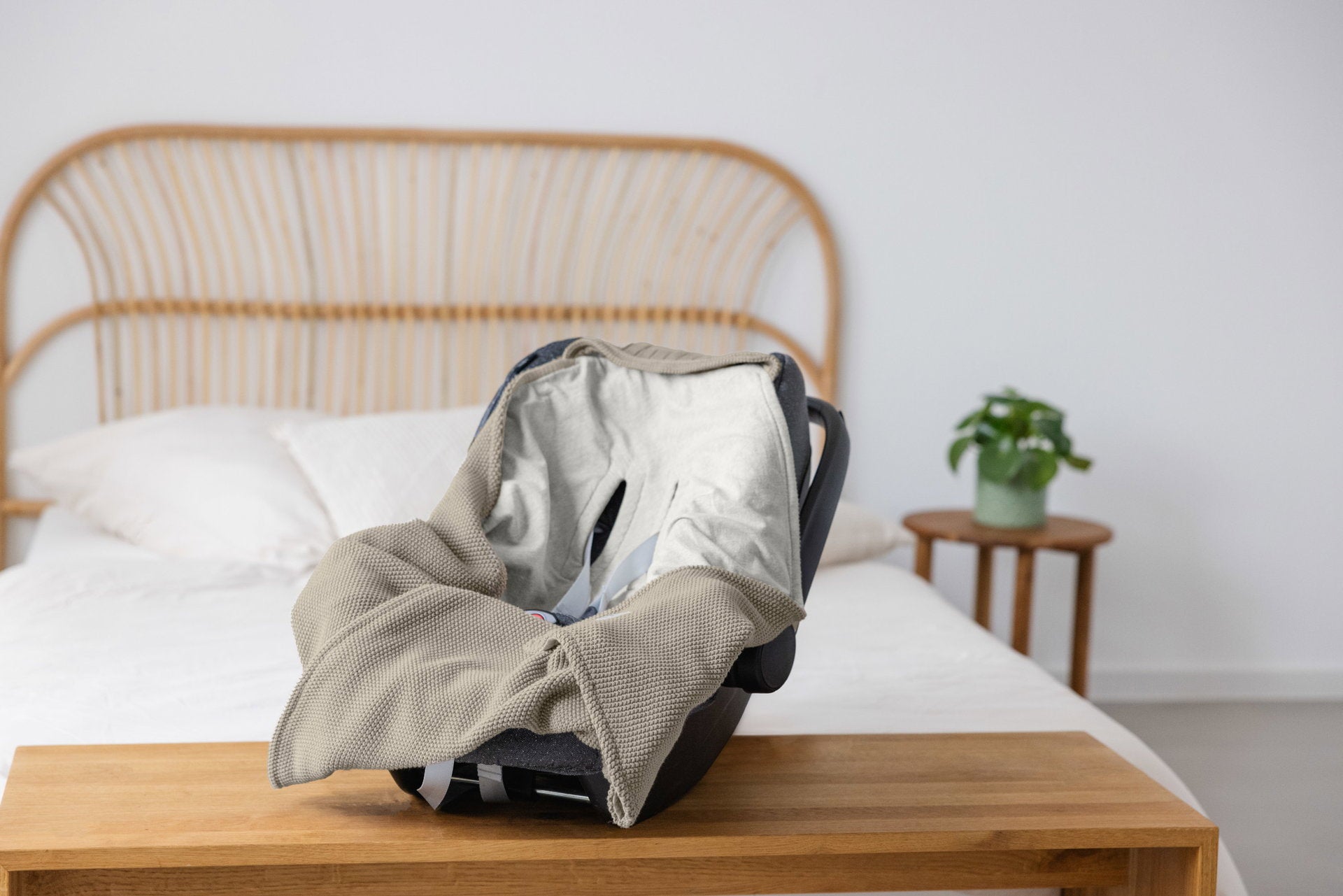 Lässig Einschlagdecke Baby Bio Baumwolle, Taupe Seitenansicht