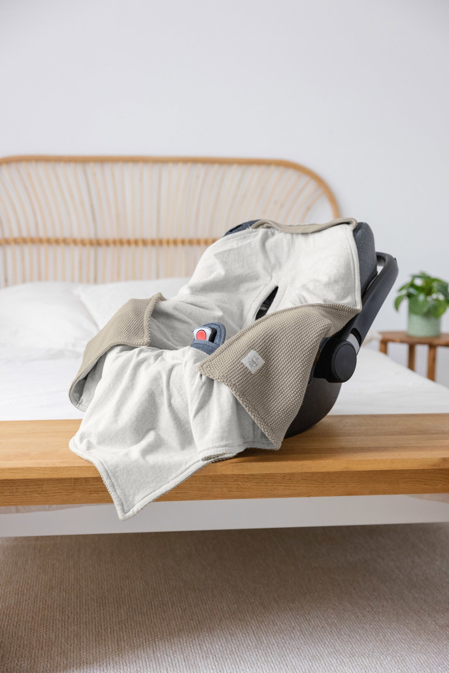 Lässig Einschlagdecke Baby Bio Baumwolle, Taupe Rückansicht