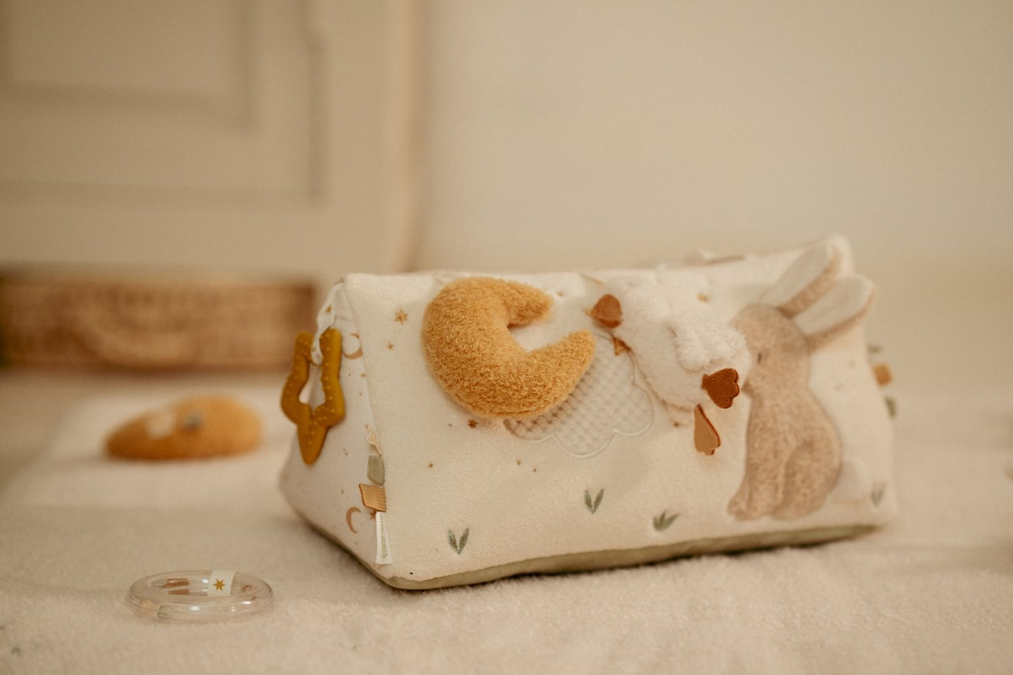 Little Dutch Beiges Aktivitäten Dreieck Newborn Naturals