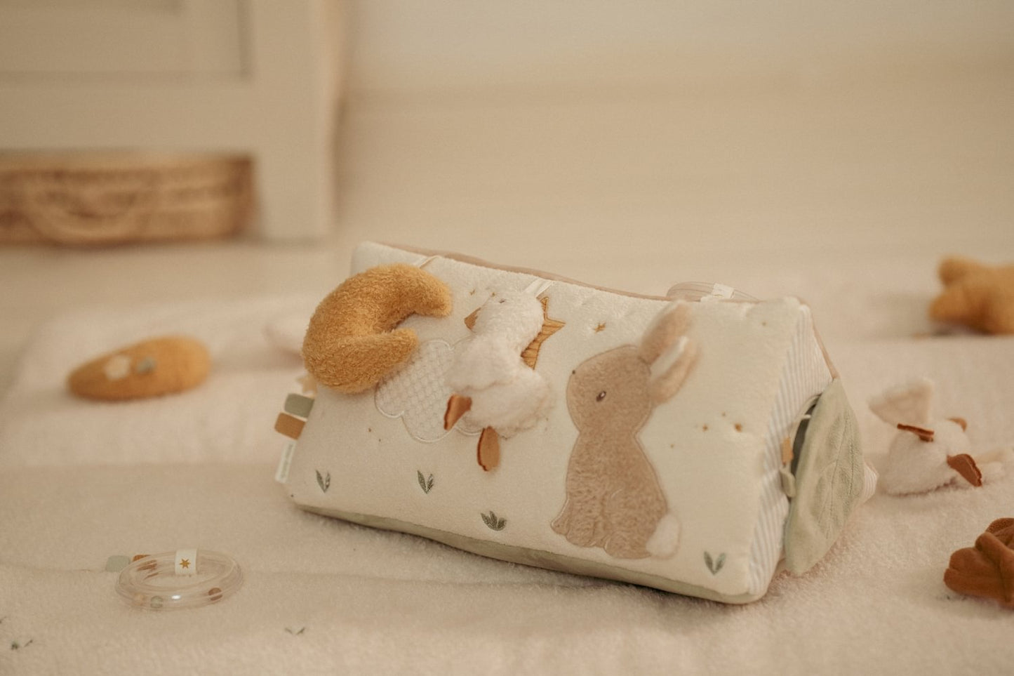 Little Dutch Beiges Aktivitäten Dreieck Newborn Naturals