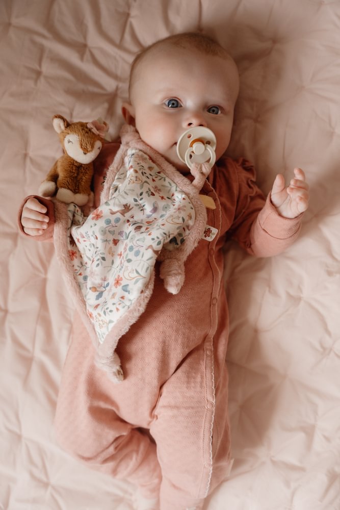 Little Dutch rosa Kuscheltuch Reh Detailansicht